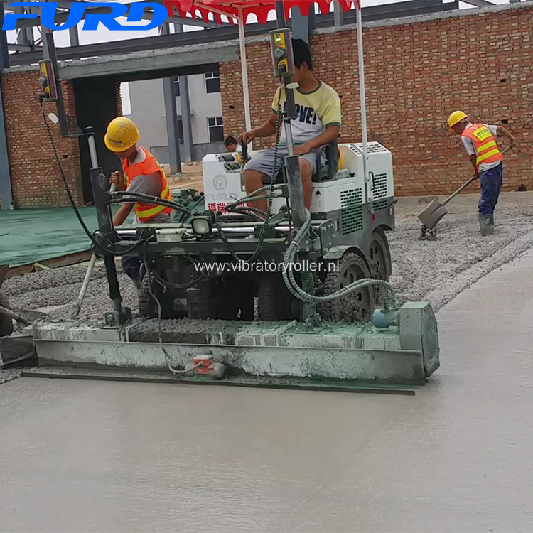 Leica Guided Laser Screed Concrete Machine