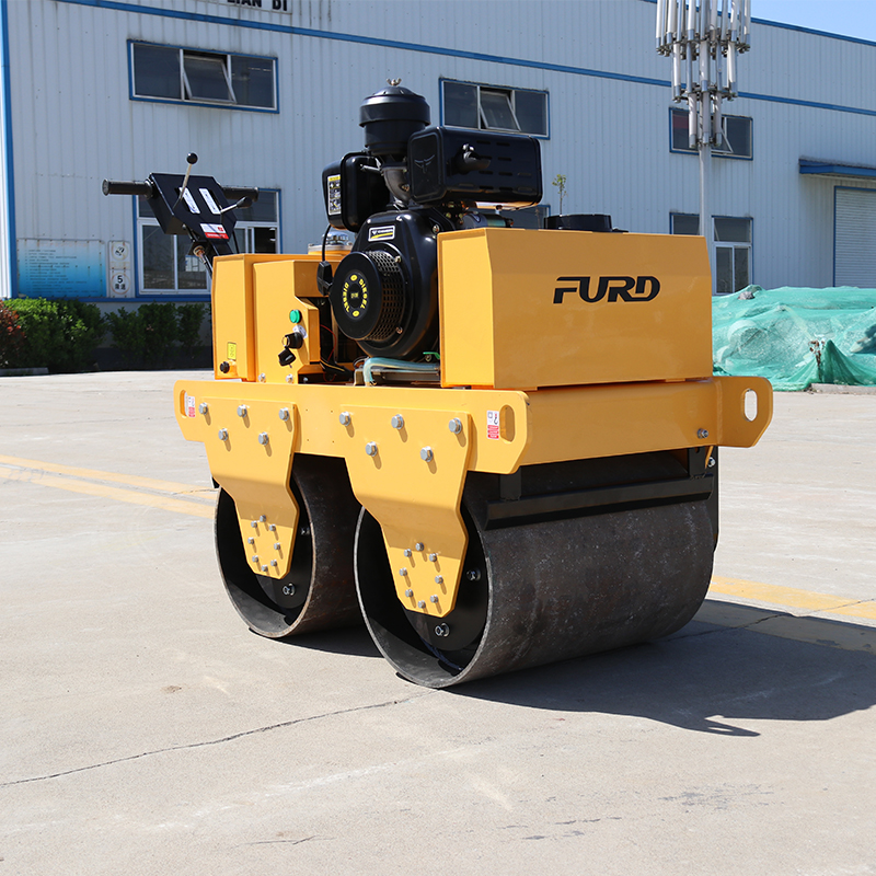 Reliable performance 550kg walking vibratory road roller