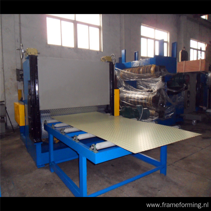 Diamond Effect Metal Sheet Embossing Machinery