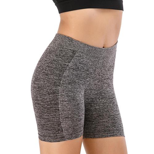 Ụmụ nwanyị na -arụ ọrụ Yoga Shorts