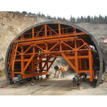 Construction de tunnels ferroviaires et autoroutiers