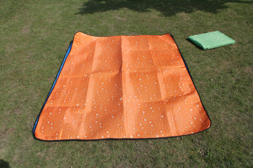 Picnic Mats, Beach Mats, Rugs, Mattresses or Camping Picnic Mat