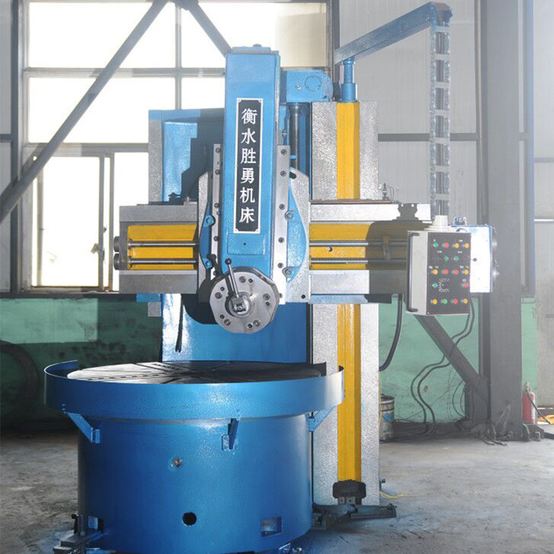 Gantry type vertical turret lathe