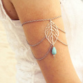 Zilveren metalen blad Turquoise kraal hanger bovenarm armband