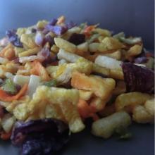 crispy snacks mixed vacuum fried vegetables