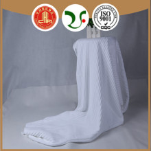 wide dobby boarder jacquard towels