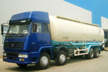 Sinotruck 8x4 Bulk Powder Truck