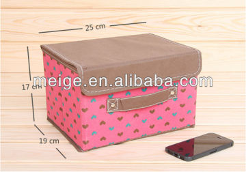 Make up storage box