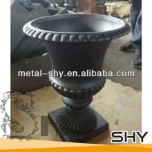 cast iron garden flower pot