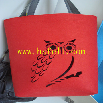 Felt handbags with hollowing