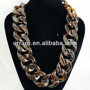 Large Size Amber Color Acrylic Curb Chains