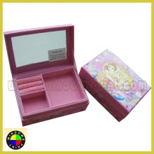 Wonderful luxurious mirror trinket box