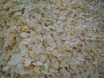 dehydrated garlic flake