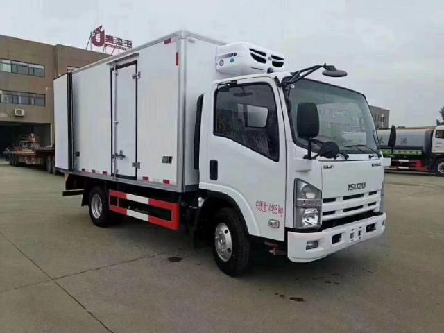 Isuzu 132 Horsepower Refrigerated Truck 3 Jpg