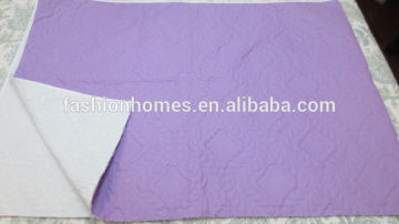 100% polyester plain dyed purple color hotel quilt/beautiful plain dyed hotel quilt