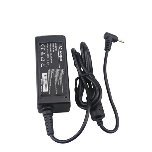 Chargeur ordinateur portable ASUS AC / DC 19V == 2.1A 2.5 * 0.7mm