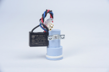 Explosion-proof and durable bulb holder