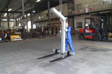 Fork Type Pallet Lifter