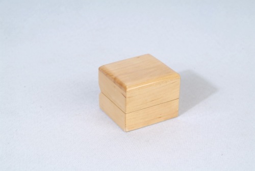 Small wood jewelry box for difference colour