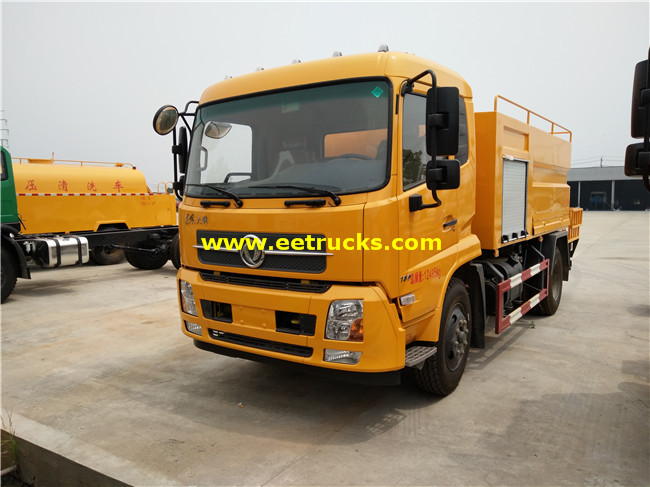 Dongfeng 6000L Sewer Suction Tanker Trucks