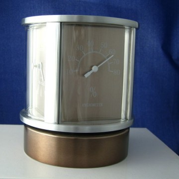 Conda 2015 Home Decorators Lily Table Clock