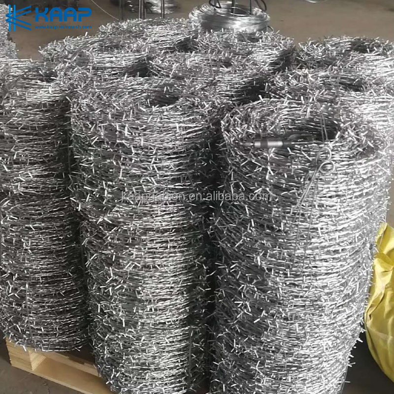 Galvanized 12.5 gauge 4 points Class 1 Barbed wire roll fencing factory