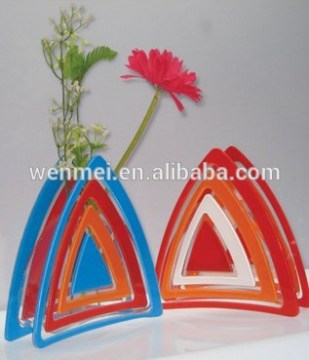 Pop plexiglass flower vase