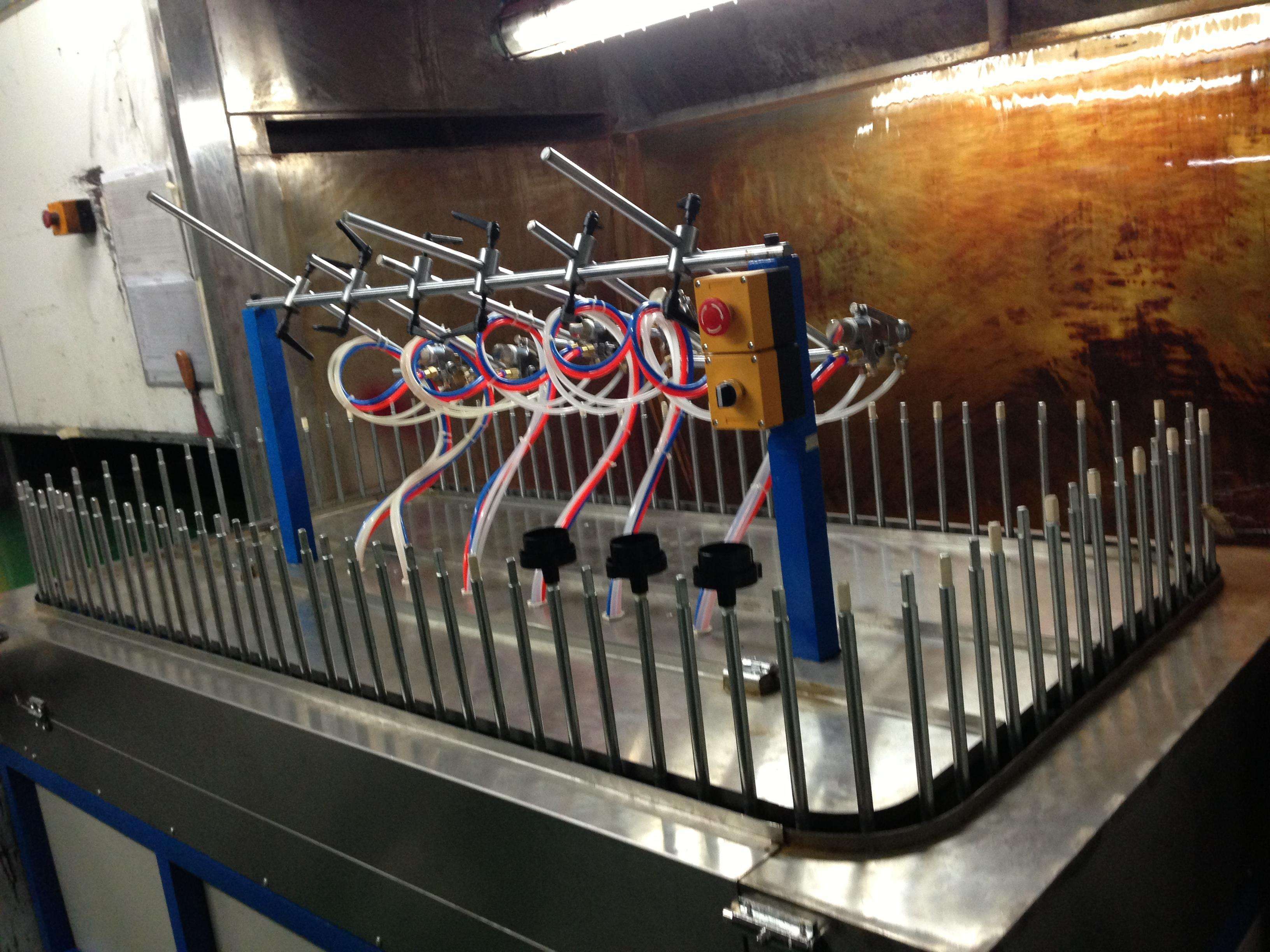 máy phun sơn tự động thấp low investment automatic spray painting machine