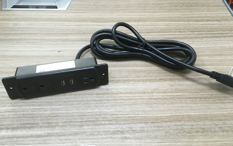 Tomacorriente de escritorio empotrado Recessed Desk Power Outlet
