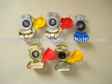 trailer air coupling
