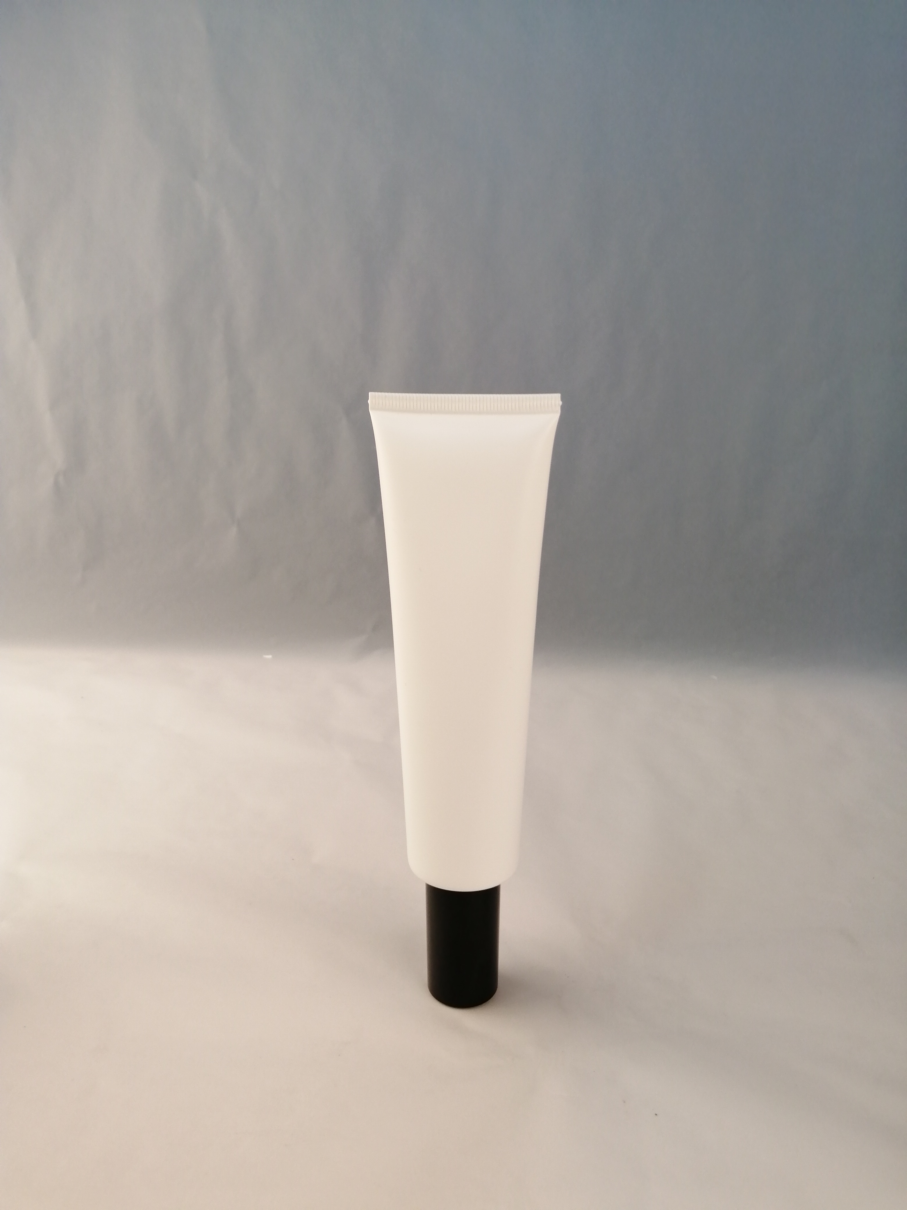 40ml empty plastic matte cosmetic pump sunscreen tube