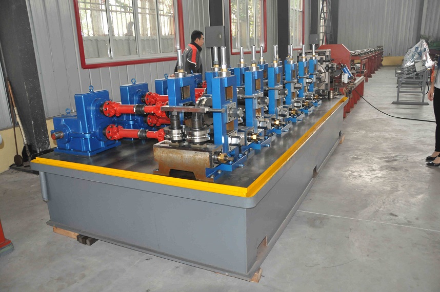 steel pipe welding line for www.yingyee.cn006