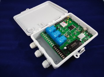 New designed GSM controller / QUAD Band, three Big relay output , three alarm input