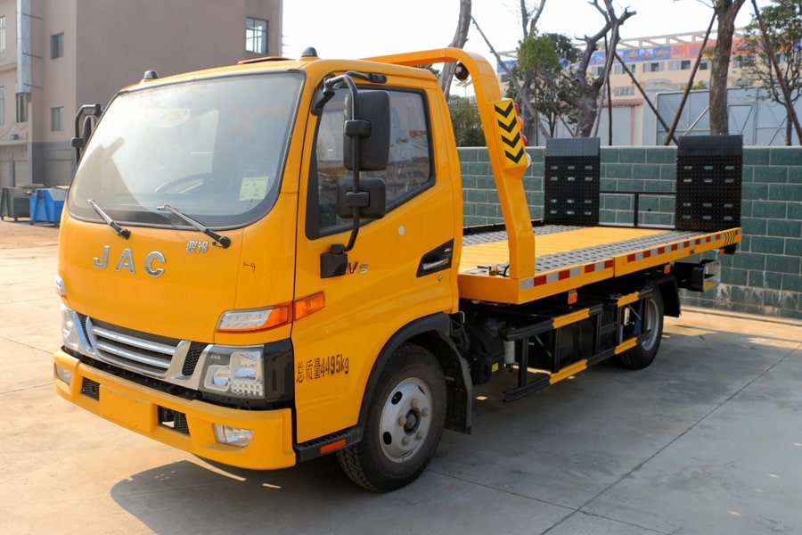 Flatbed Towing vehicle