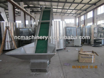 Automatic rotary type bottle unscrambler