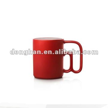 stoneware mug with dot handle special handle