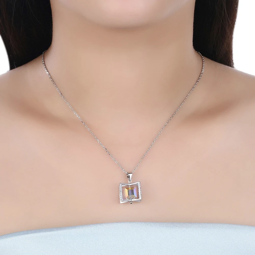 Summer Design 925 Sterling Silver Rotatable Square Crystal Necklace