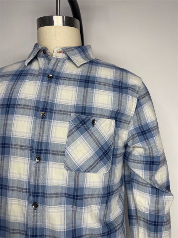 Contrast Plaid Collar Long Sleeved Shirt