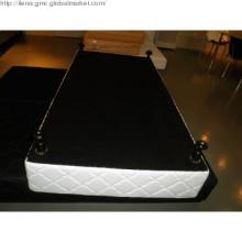 2012 new fashion design wood bed with iron footpost (JM113):