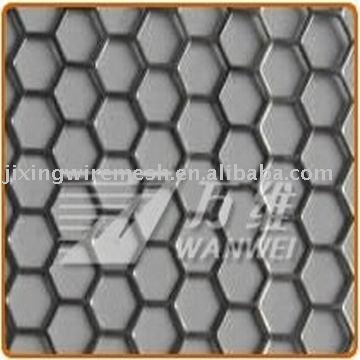 punching hole wire mesh