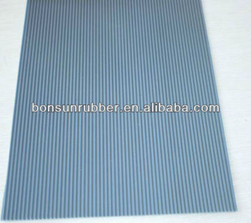 Mixed ribbed light grey rubber mat