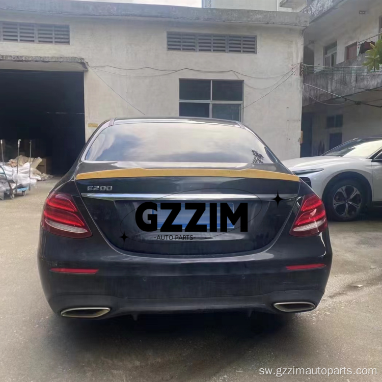 BMW W213 M4 Nyuma ya nyuma ya mrengo wa boot
