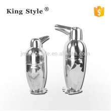 Penguin shape 700ML Stainless steel cocktail shaker / Bar Ware Shaker / Tools