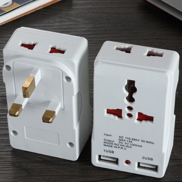 Universal UK plug adapter converter with 2100mah usb port