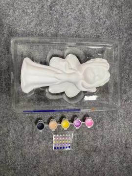 Kids plaster DIY kit