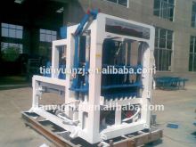 Hot sells Oversea Service provided Automatic Cement Block Molding Machine QT4-15D