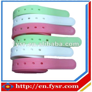 OEM silicone fashion rubber belt for men/fashion shiny belts for girl