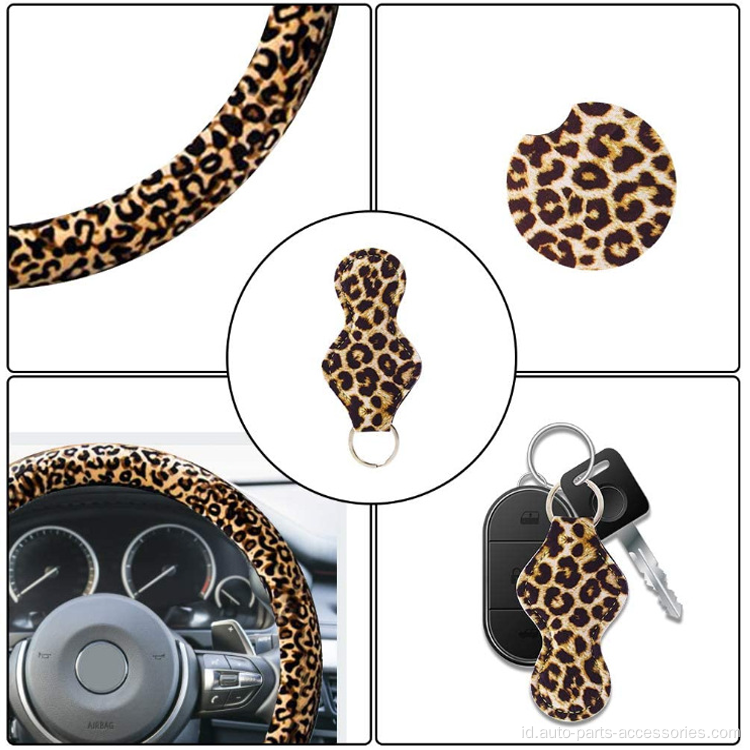 Light Leopard Four-Piece Keychain Car Steering Wheel Cover