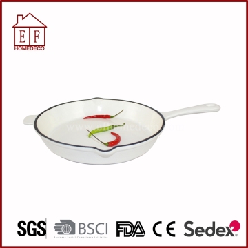 Long-lasting Distinctive White Enamel Skillet