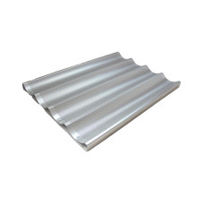 4 mold baguette baking tin
